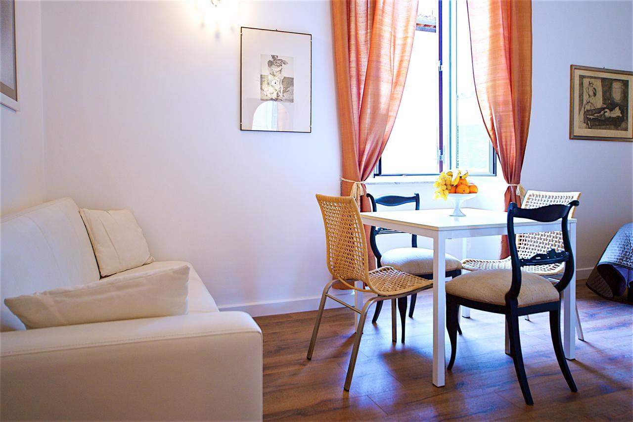 רומא Vetrina Holidays Apartment Navona מראה חיצוני תמונה